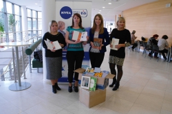 Nivea věnovala knihy do ostravských nemocnic