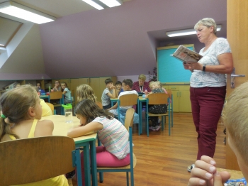 Zahájení projektu Celé Česko čte dětem ve školní družině Beroun - Závodí s knihou o ZOO Tábor